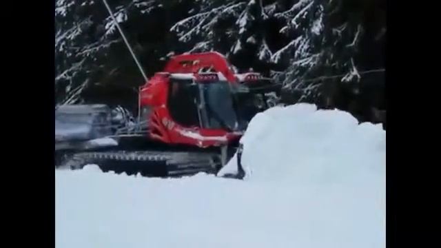 Мега машины чистят дорогу для лыжных трасс смотреть онлайн
