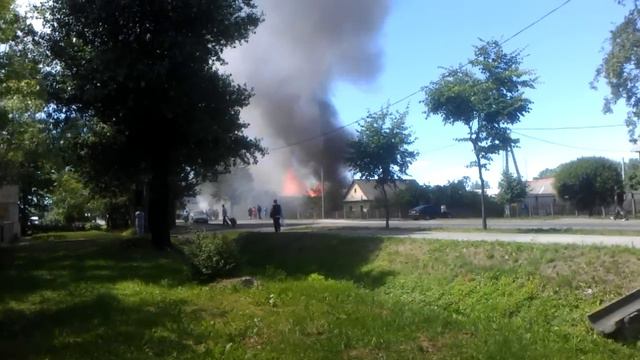 Пожар в районе вокзала. Слуцк, 27.06.2015 смотреть онлайн