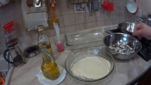 Килька жареная в духовке .