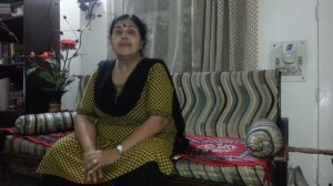 Rajni Dhar - singing Roz Roz (Kashmiri Song)