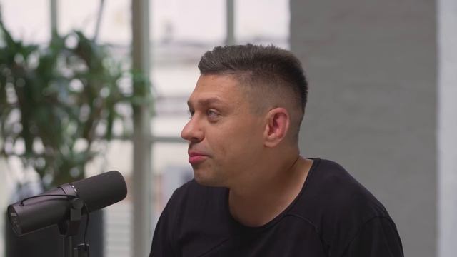 Илон Маск из России. Про внедрение чипов в мозг. Александр Панов. Подкаст смотреть онлайн