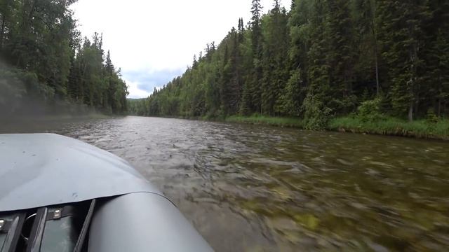ХАРИУС, РЫБАЛКА ,ПОРВАЛИ ЛОДКУ , РЕКИ СЕВЕРА,ТЕСТ РАБОЧИЕ МУШКИ.