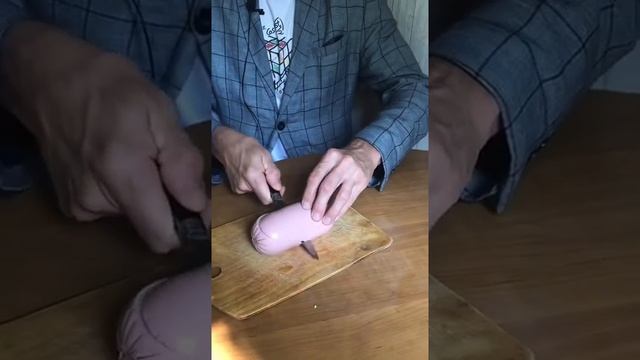 Как разрезать колбасу на 7 частей #лайфхак