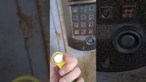 Как записать/удалить ключ из памяти на домофоне Vizit (БУД-301М)