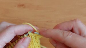 Объёмный узор спицами для детской кофточки, туники, свитера.