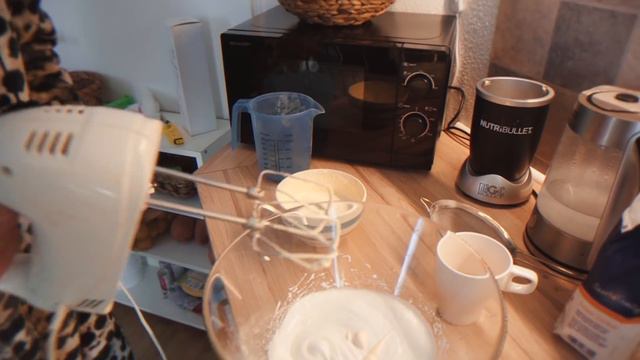 24 Hours "Yes" to my Boyfriend (Vitalii's Turn) — Couple Challenge смотреть онлайн