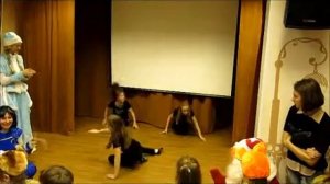 Джаз-модерн: выступление детской танцевальной студии, старшая группа