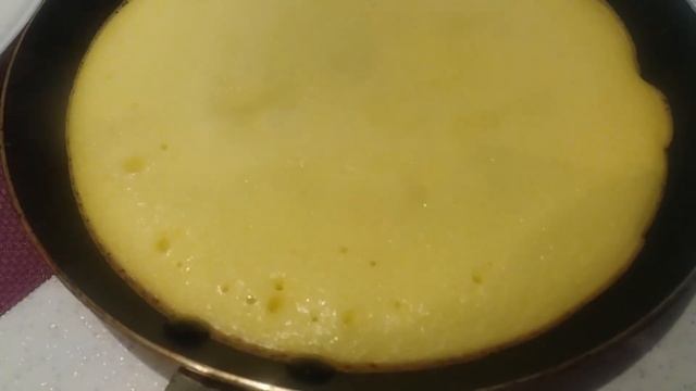 Яичные рулетики на праздничный стол /на блинной сковородке смотреть онлайн