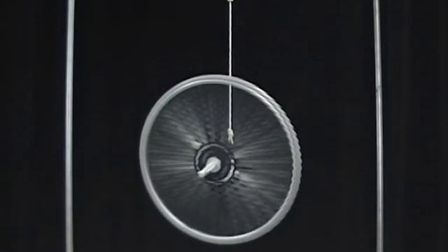 MIT Physics Demo -- Bicycle Wheel Gyroscope смотреть онлайн