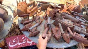 Восточный стиль на ковриках и барахло - самое популярное кафе в Шарм Эль Шейх. Экскурсии от Лены .