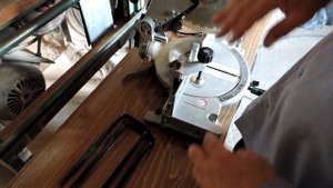 Обзор: Торцовочная пила Makita LS1040F
