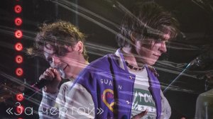 Александр Казьмин, Ярослав Баярунас, "За чертой"("The Other Side", русский текст - Наталия Макуни)