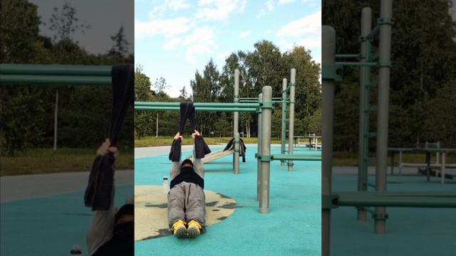 Тяга на полотенце! Тренировка спины с весом собственного тела #workout