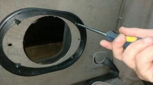 Поменял задние динамики и подключил их к усилителю !!!