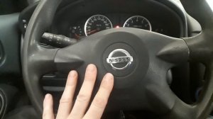 Как снять подушку безопасности водителя Nissan Almera N16