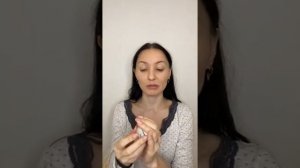 Как сделать массаж лица, не вставая с кровати?
