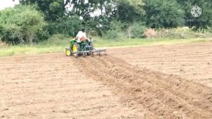 JOHN DEERE  MINI TRACTOR 3036 EN 36 HP 9 HAL KI KALTIVETAR KE SHATH PARFOMENSH ???
