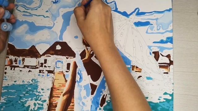 Картина постепенно наполняется красками