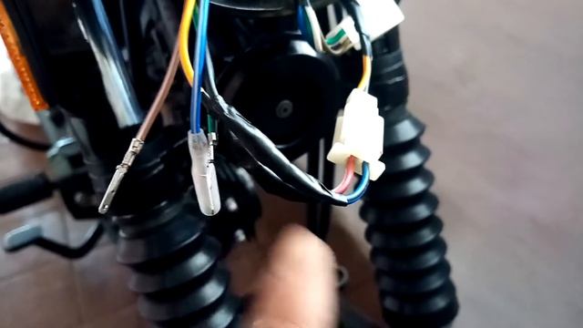 Кнопка стоп двигателя kill switch и дополнительный свет