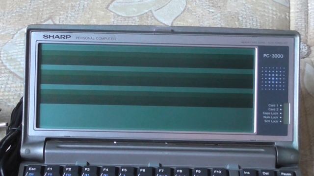 Винтажный микроноутбук Sharp PC-3000 смотреть онлайн