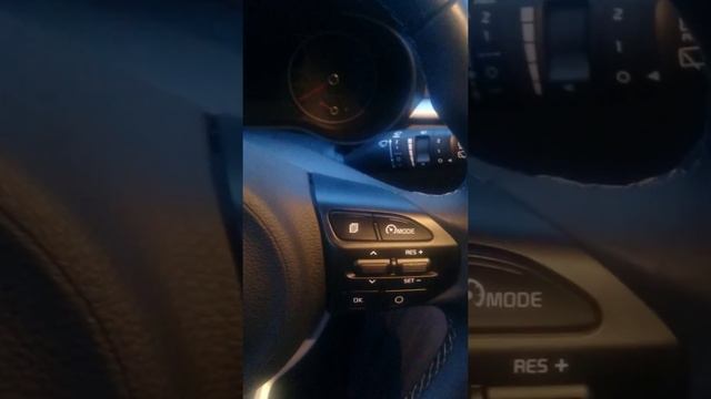 Круиз контроль на Kia Rio 4 X-line смотреть онлайн