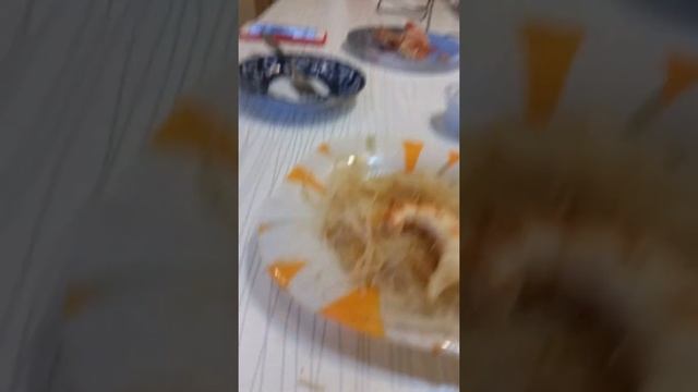 Купили огромные креветки (ДИГУСТАЦИЯ С МАМОЙ) смотреть онлайн