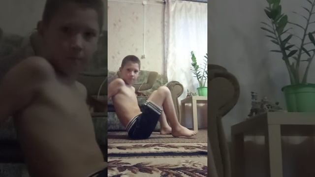 как накачать руки без тренира. смотреть онлайн