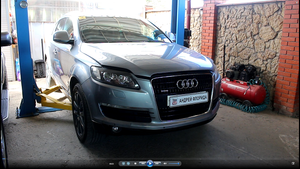 Замена патрубка вентиляции картера на АУДИ Q7 2008 AUDI Q7 3,6 бензин