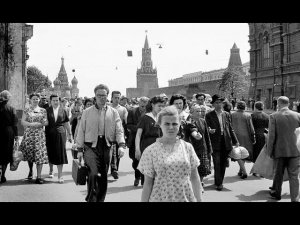 Послевоенная Москва 1947 г .  Песни П . Михайлова