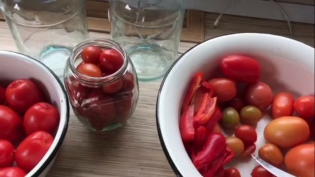 Консервация: Томаты в собственном соку & "хреновая" закуска