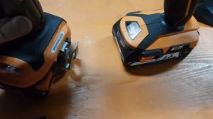 AEG BS18SBL-202C - Аккумуляторная дрель шуруповерт.