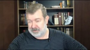 охеревший путин  с чемоданом собчака