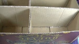 Комод из картонных коробок для хранения мелочей для рукоделия .