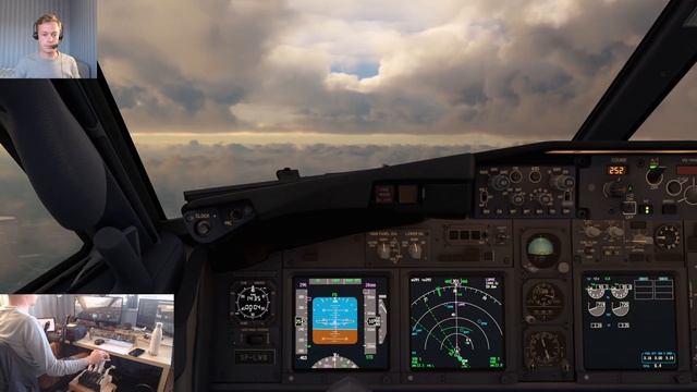 ✈️?✈️ VATSIM Full Flight: Kraków to Berlin! | FULL ATC + Subtitles | PMDG Boeing 737-800 | MSFS смотреть онлайн