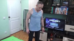 Удаленный кадр из видео Cegou отец разбил клавиатуру сыну