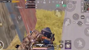 ОБЗОР НА QBZ КОБРА В МЕТРО РОЯЛЬ!!!