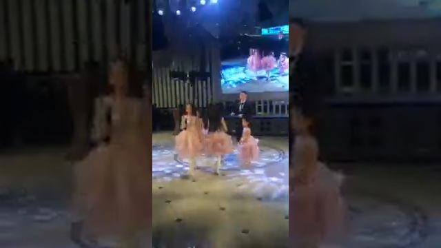 Супер поздравление от племянников на свадьбе дяди.