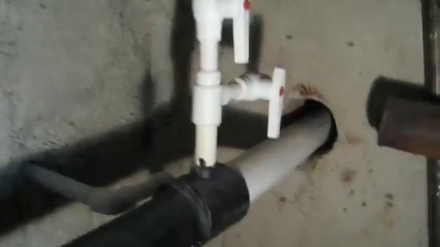 Цементирование отверстий в стенах под трубопровод. смотреть онлайн