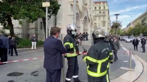 Во Франции введен высший уровень террористической угрозы