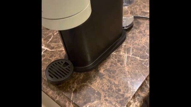 Nespresso Vertuo Next | Fix Orange Blinking Light ( quick and easy ) Troubleshooting смотреть онлайн