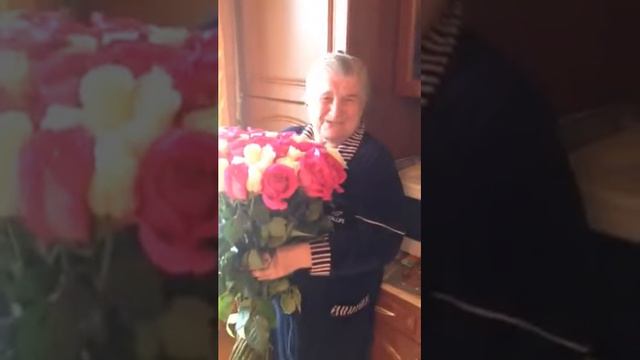 Трогательное поздравление бабушки на 80 летие!