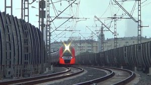 Электропоезда ЭС2Г-055 и ЭС2Г-037 "Ласточка" "МЦК" + вид на Москву реку!