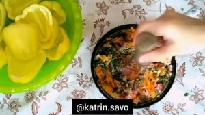 Фаршированные перцы в духовке половинками / рецепт ужина