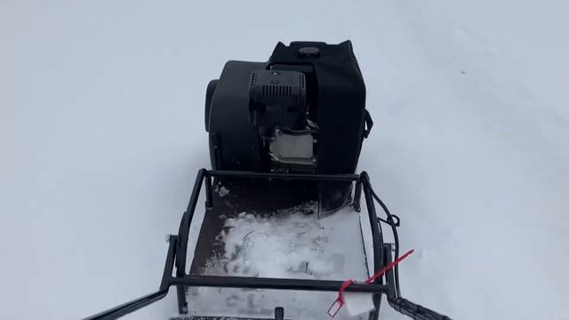 Мотобуксировщик (мотособака)идёт по пухляк смотреть онлайн