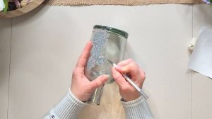 DIY: ВАЗА ИЗ БАНКИ СВОИМИ РУКАМИ. Переделка стеклянной банки в стильный декор