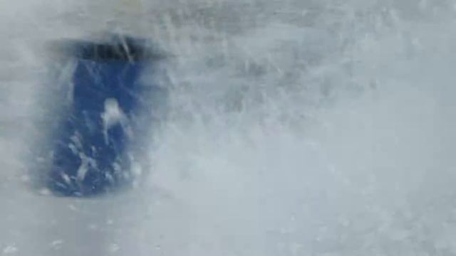 Брызги от гидроцикла. смотреть онлайн