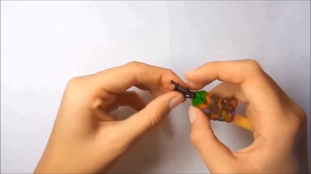 Собачка лумигуруми из резинок Rainbow Loom.3 часть (лапки и мордочка).Урок № 39