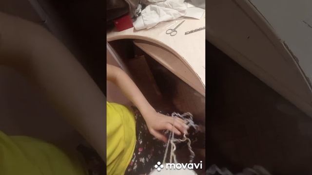 учу плести фенечки