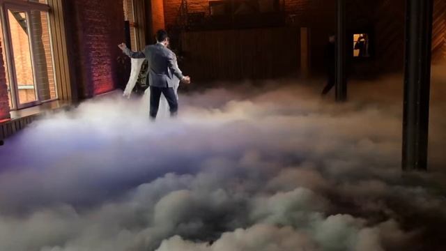 Тяжелый дым на свадьбу в СПб, сухой лёд, заказ на www.дым.рус и dryice.pro смотреть онлайн