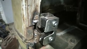 Установка электроприводов замков задней двери(ляды) УАЗ 469